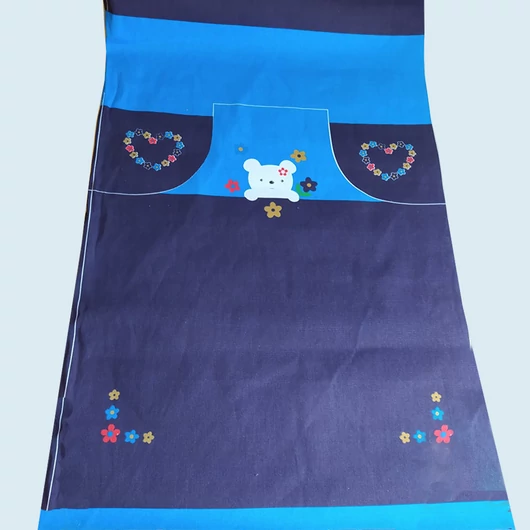Köténymintás textil, mackó