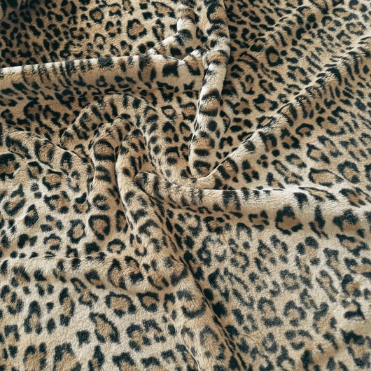 Mintás műszőrme, párduc