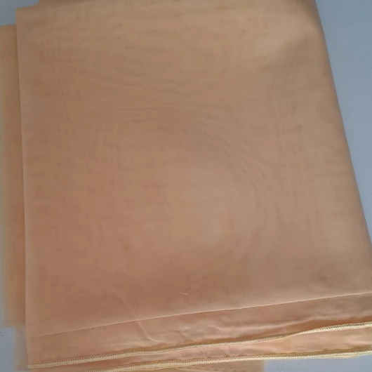 Voile függöny dióbarna színben, ólomzsinórral