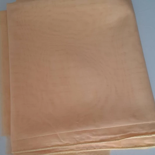 Voile függöny dióbarna színben, ólomzsinórral