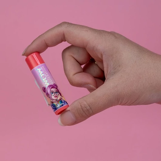 WOW Generation Strawberry ajakbalzsam