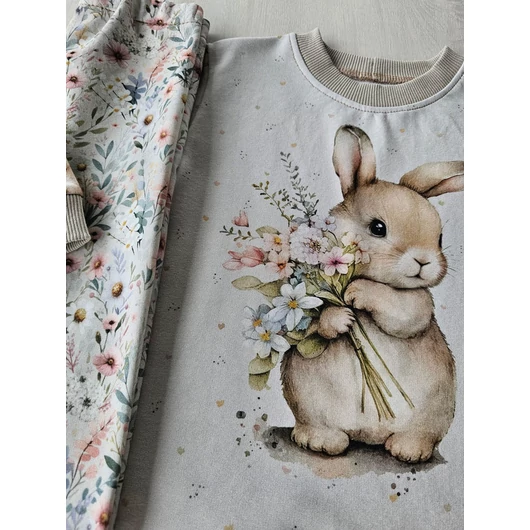 Prémium Futter, szabadidő anyag panel 40x50 cm, Nyuszi virágcsokorral